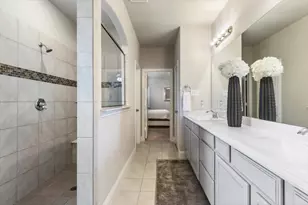 7313 Willow Thorne Dr, Little Elm, TX 76227 - Photo 12