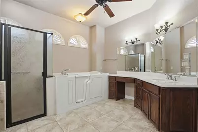 1309 Amsterdam Court, Granbury, TX 76048 - Photo 18