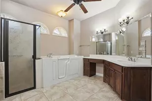 1309 Amsterdam Ct, Granbury, TX 76048 - Photo 18