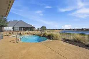1309 Amsterdam Ct, Granbury, TX 76048 - Photo 34