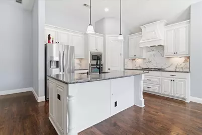 2324 Lynbridge Circle, Plano, TX 75025 - Photo 4