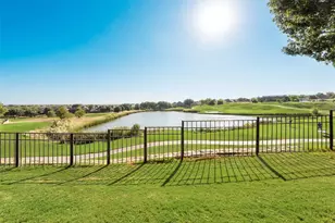 5766 Walnut Creek Dr, Fort Worth, TX 76137 - Photo 2