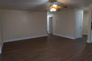 1609 Running River Rd, Garland, TX 75044 - Photo 12