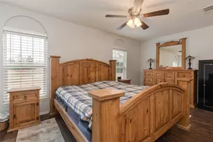 4013 Black Oak Dr, Cleburne, TX 76031 - Photo 10
