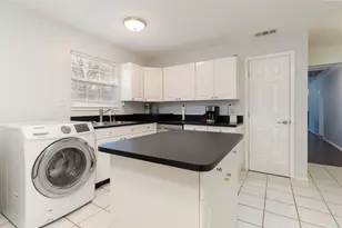 4013 Black Oak Dr, Cleburne, TX 76031 - Photo 8