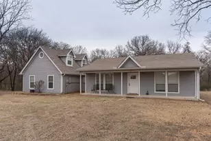 4013 Black Oak Dr, Cleburne, TX 76031 - Photo 1