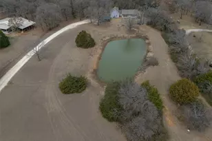 4013 Black Oak Dr, Cleburne, TX 76031 - Photo 18