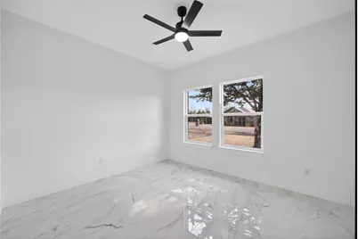 120 E Woodell Drive, Glenn Heights, TX 75154 - Photo 8