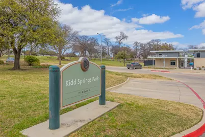 624 N Vernon Avenue, Dallas, TX 75208 - Photo 38