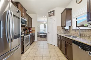 6520 Vista View Dr, Waco, TX 76712 - Photo 4