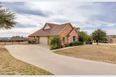 4233 San Pedro Court, Fort Worth, TX 76179 - Photo 2