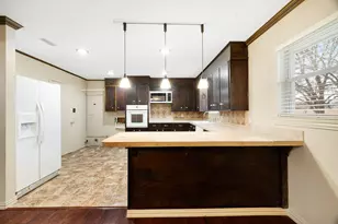 3165 E Houston St, Paris, TX 75460 - Photo 2