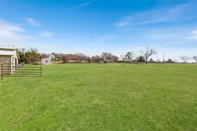 9213 Wilson Road, Pilot Point, TX 76258 - Photo 38