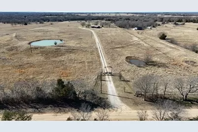 994 County Road 3925, Wolfe City, TX 75496 - Photo 8