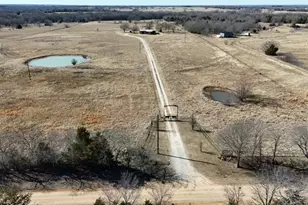 994 Co Rd 3925, Wolfe City, TX 75496 - Photo 8