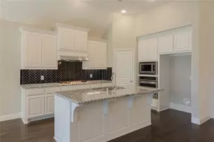 867 Forest St, Little Elm, TX 76227 - Photo 8