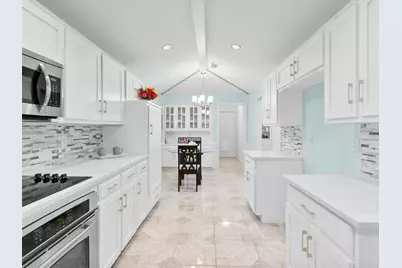 1915 Chesham Drive, Carrollton, TX 75007 - Photo 10