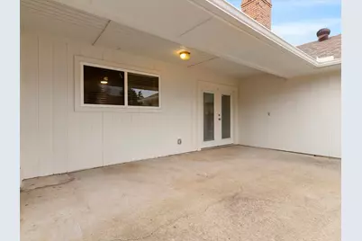1915 Chesham Drive, Carrollton, TX 75007 - Photo 36