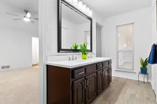 1915 Chesham Dr, Carrollton, TX 75007 - Photo 22