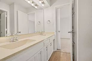 5030 Montego Bay Dr, Irving, TX 75038 - Photo 10