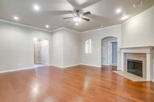 912 Robbins Way, Saginaw, TX 76179 - Photo 6