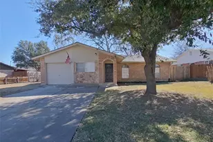 1016 Kay Lynn St, Mansfield, TX 76063 - Photo 1