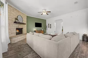 208 Blue Rdg Dr, Waxahachie, TX 75167 - Photo 10