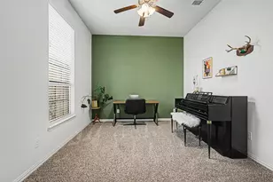 208 Blue Rdg Dr, Waxahachie, TX 75167 - Photo 4