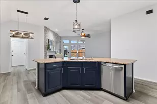 5734 Green Hollow Ln, The Colony, TX 75056 - Photo 12