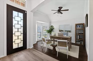 5734 Green Hollow Ln, The Colony, TX 75056 - Photo 4