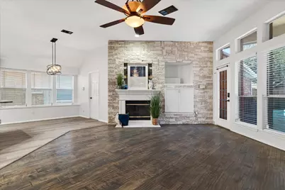 5734 Green Hollow Lane, The Colony, TX 75056 - Photo 16
