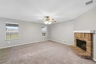 3119 Pompi Dr, Grand Prairie, TX 75052 - Photo 4