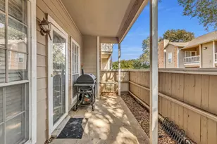 8600 Coppertowne Ln, Dallas, TX 75243 - Photo 10