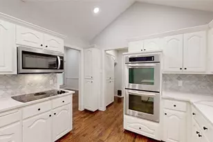 3713 Teal Ln, Bedford, TX 76021 - Photo 8