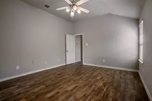 9221 Marilyn Dr, White Settlement, TX 76108 - Photo 14