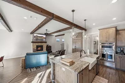 3105 Pastor Street, Dallas, TX 75212 - Photo 2