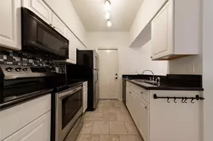 5616 Preston Oaks Rd, Dallas, TX 75254 - Photo 10