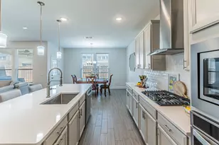 2758 Henson Ln, Garland, TX 75040 - Photo 4