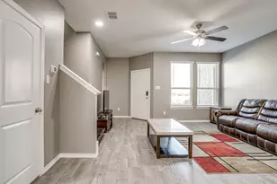 417 Milverton Dr, Fort Worth, TX 76036 - Photo 4