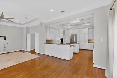 2648 Brookside Drive, Irving, TX 75063 - Photo 14