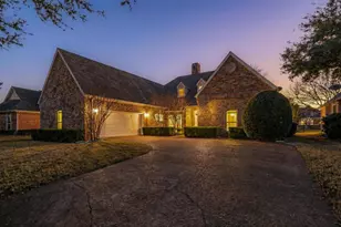 2648 Brookside Dr, Irving, TX 75063 - Photo 2