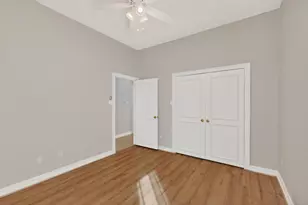 2648 Brookside Dr, Irving, TX 75063 - Photo 4