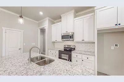 213 S Loveless Street, Bullard, TX 75757 - Photo 2