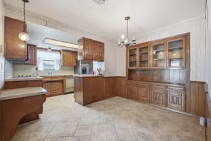 1018 S Valentine Dr, Sherman, TX 75090 - Photo 6