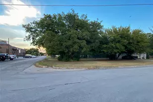 225 S Wilson St, Burleson, TX 76028 - Photo 1