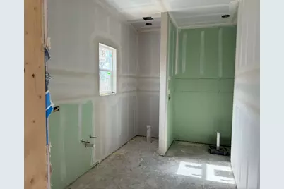 1415 Cloverleaf Road, Bellmead, TX 76705 - Photo 6