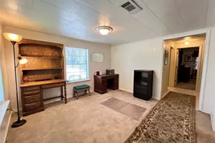 104 E Little St, Hamilton, TX 76531 - Photo 6