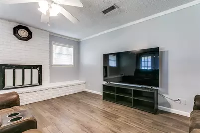 1904 Windlea Drive, Euless, TX 76040 - Photo 8