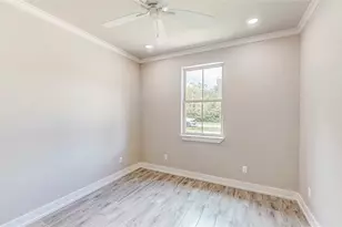 213 S Loveless St, Bullard, TX 75757 - Photo 30