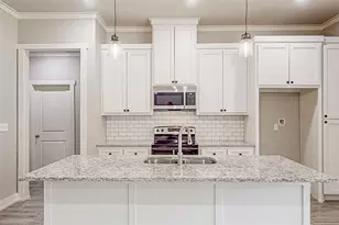 213 S Loveless St, Bullard, TX 75757 - Photo 10